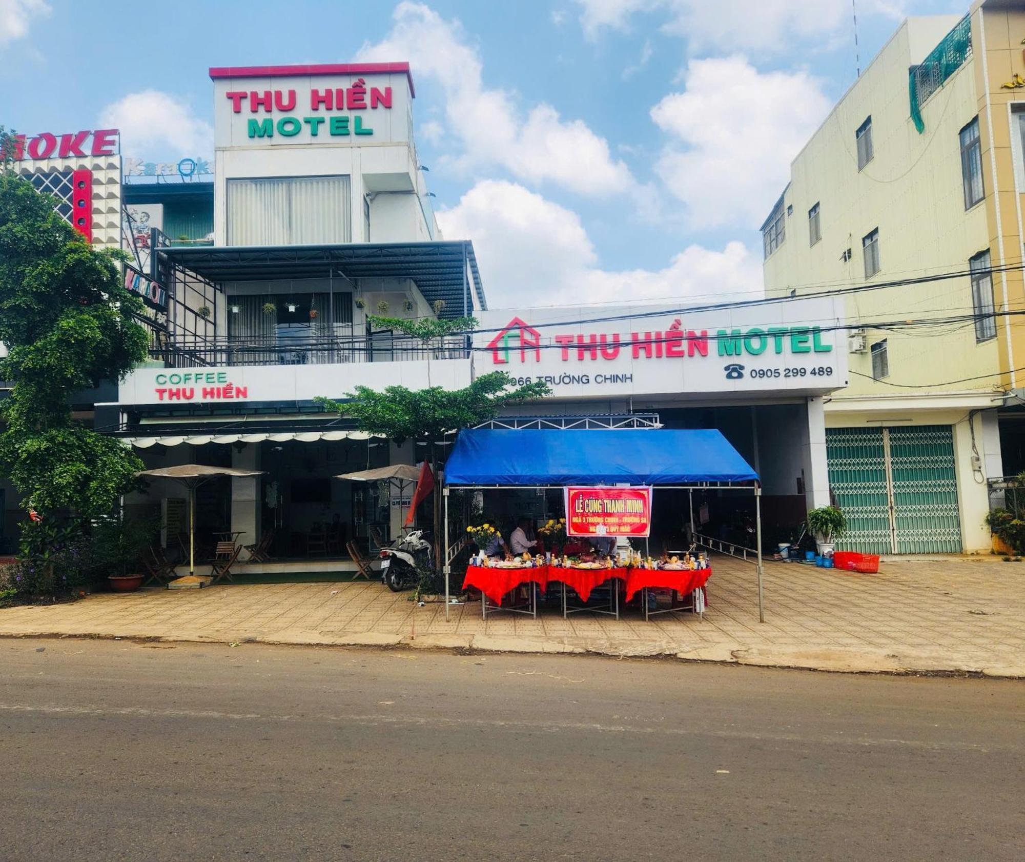 Thu Hien Hotel Pleiku - By Bay Luxury Plei Holang Esterno foto